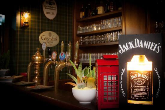 Claddagh Pub&Grill